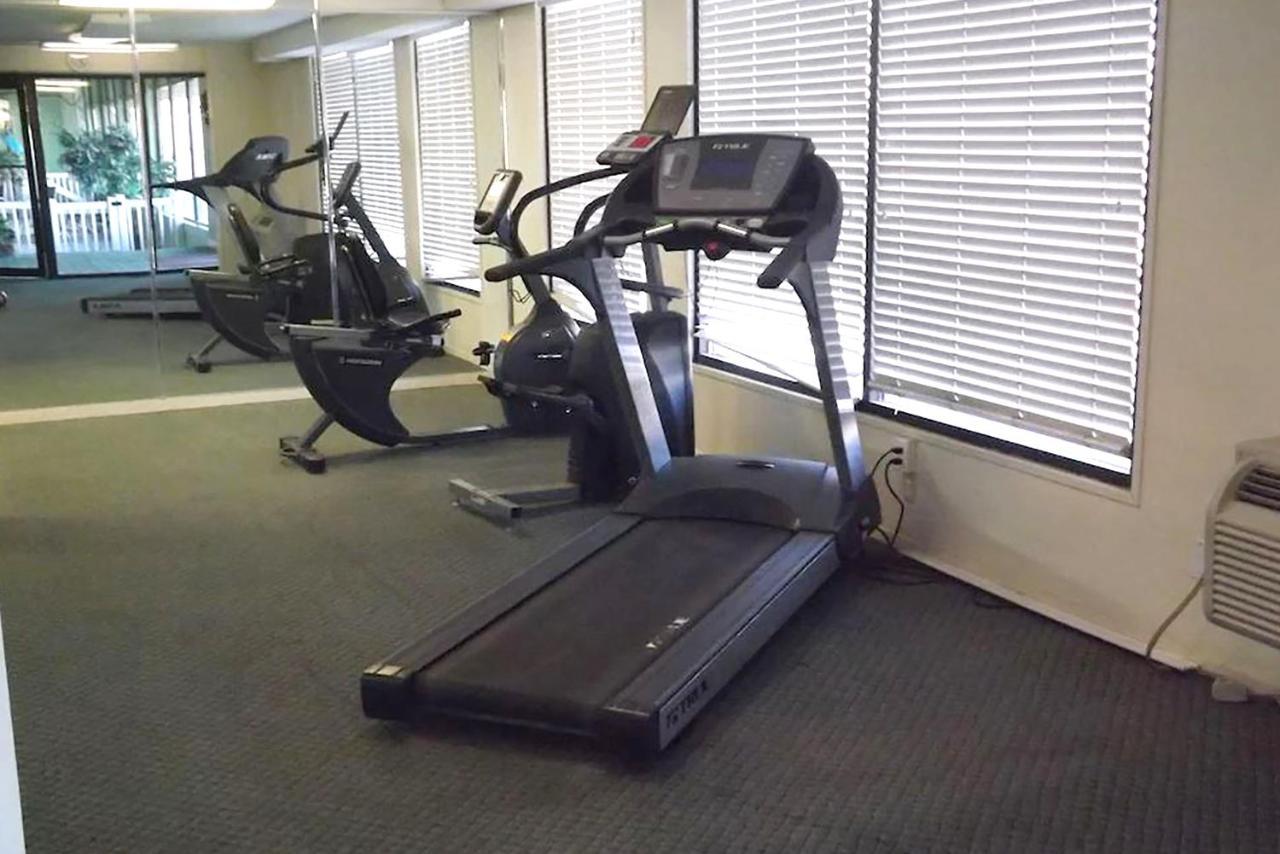 Sky-Palace Inn & Suites Mccook Luaran gambar
